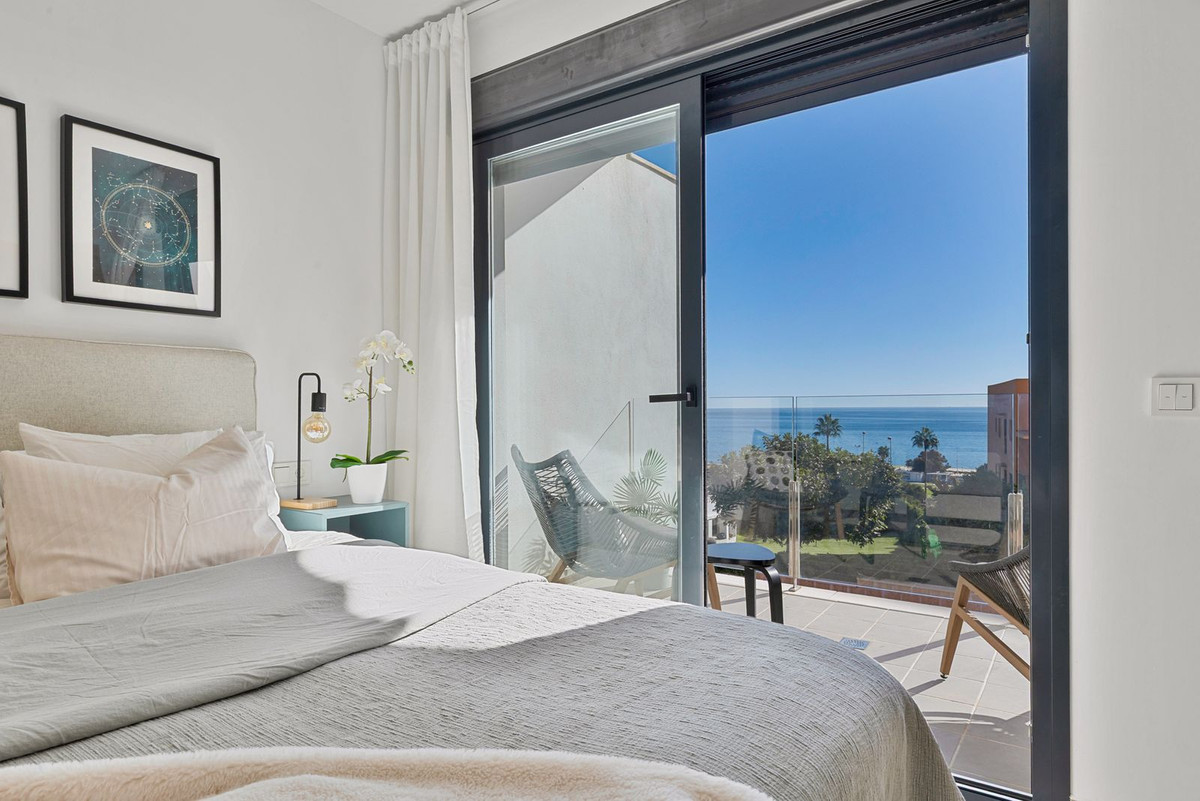 3 Bed Townhouse for sale in Fuengirola Costa Del Sol, Málaga, Spain