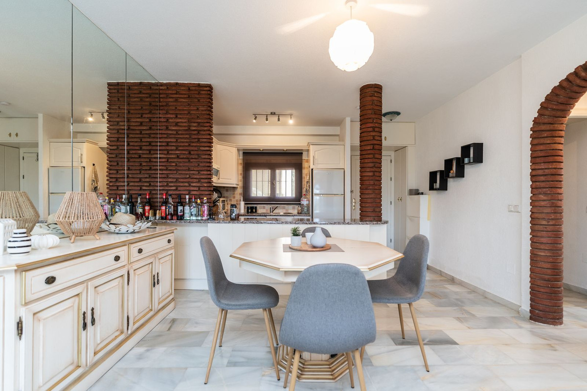 Se vende Apartamento Planta Baja de 2 dormitorios en Costa Del Sol, Málaga, España