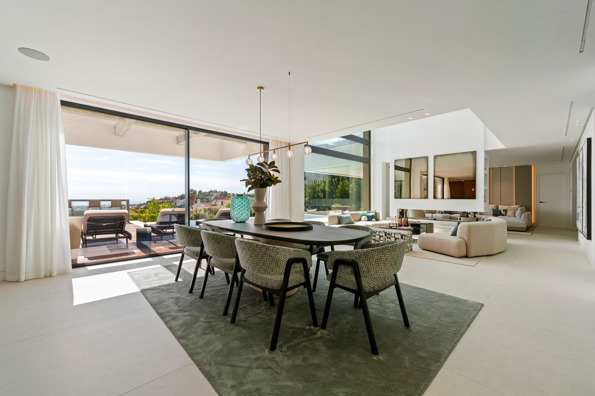 Se vende Villa - Chalet de 6 dormitorios en Costa Del Sol, Málaga, España