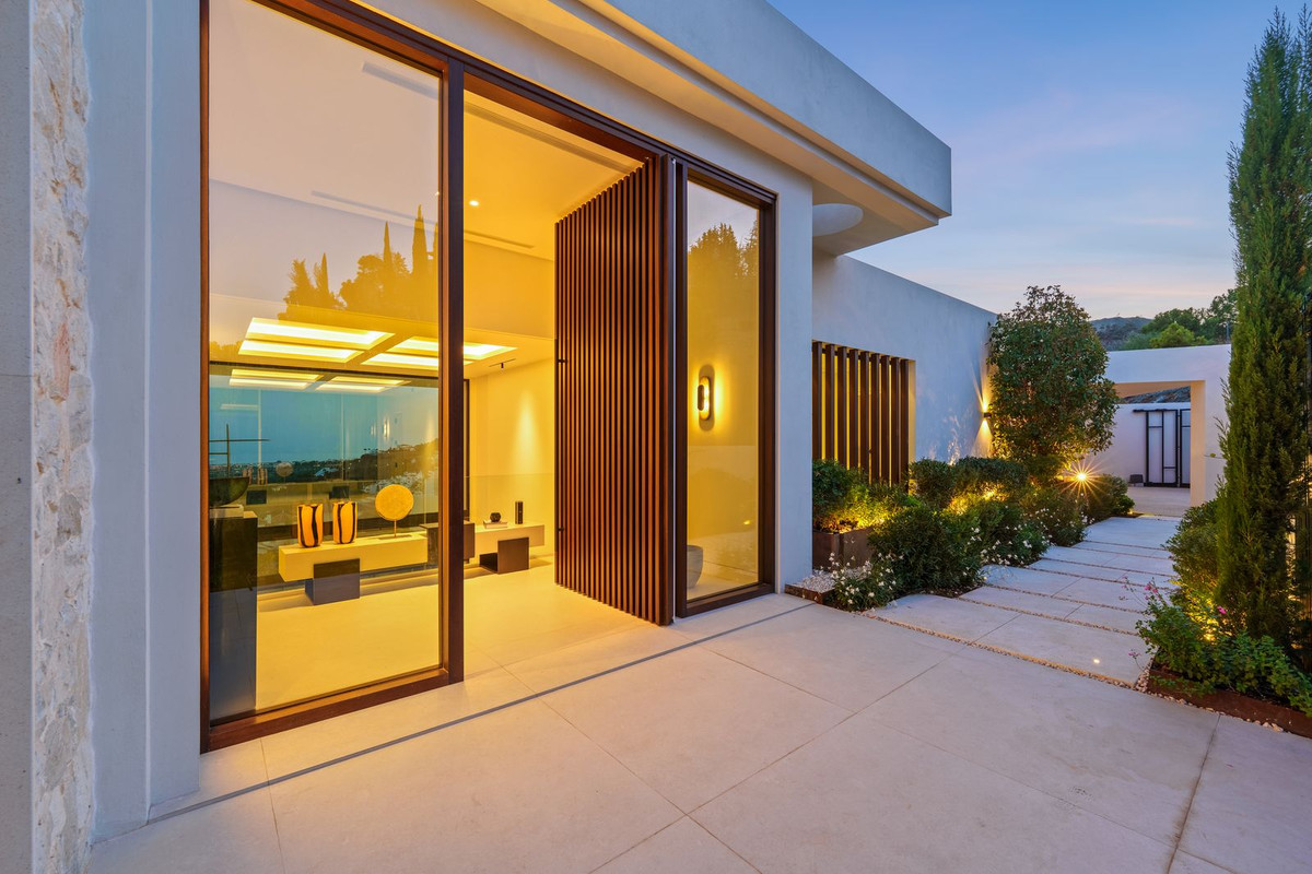 Se vende Villa - Chalet de 6 dormitorios en Costa Del Sol, Málaga, España