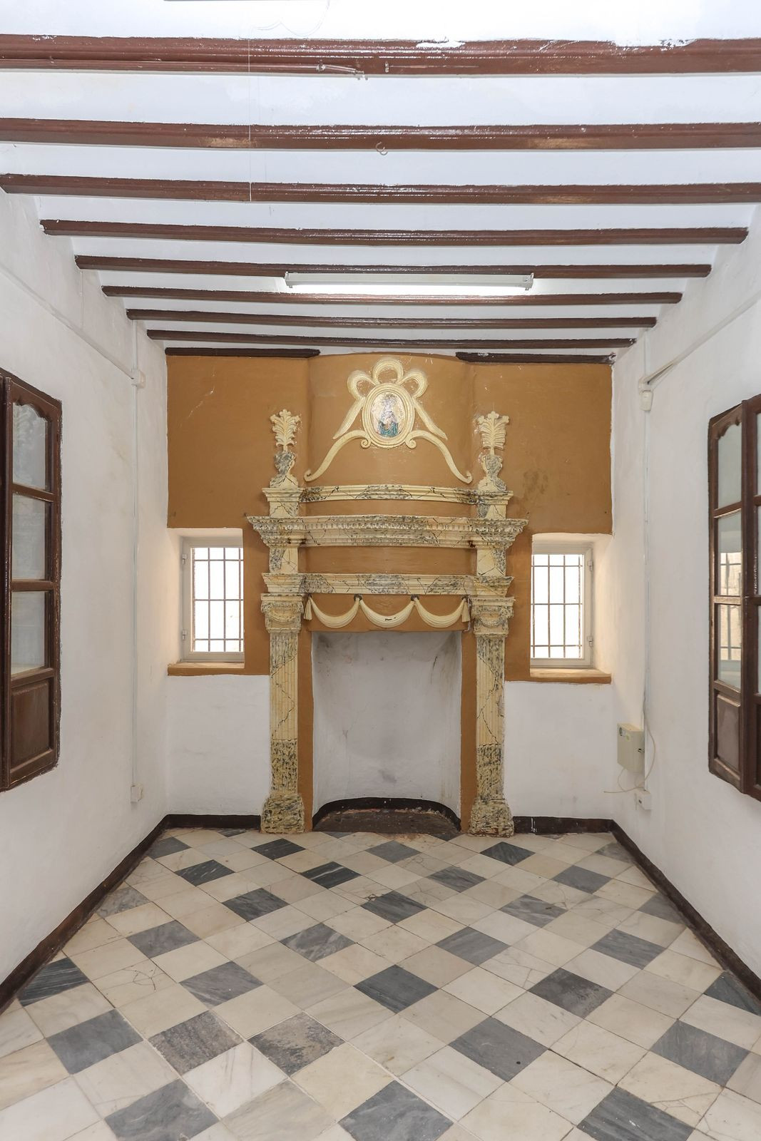 7 Bed Townhouse for sale in Casarabonela Costa Del Sol, Málaga, Spain