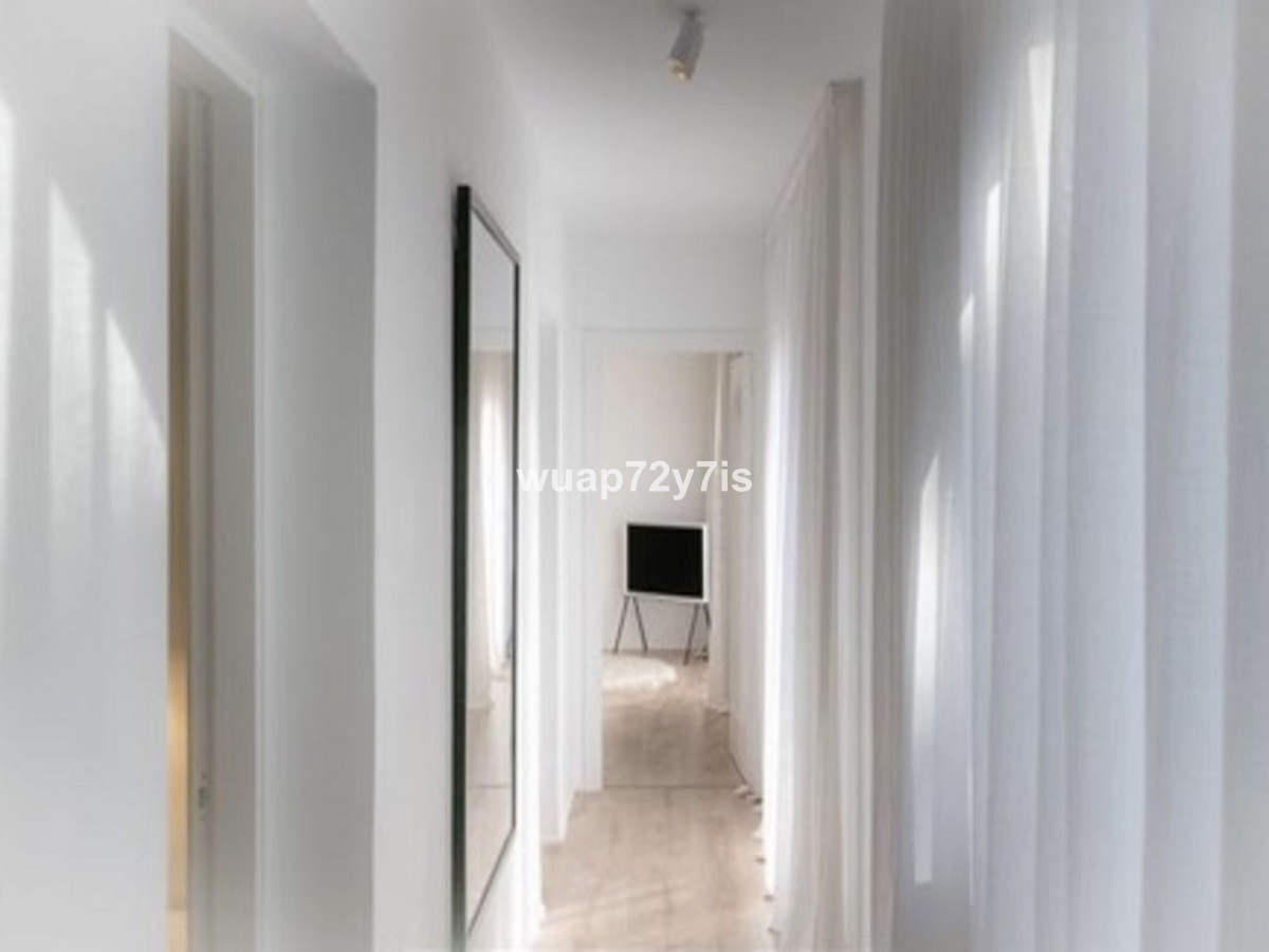 Se vende Villa - Chalet de 4 dormitorios en Costa Del Sol, Málaga, España
