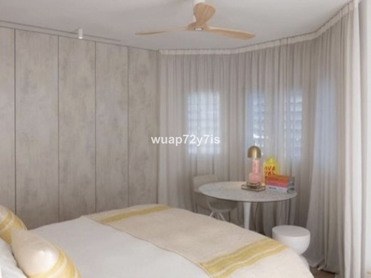 Se vende Villa - Chalet de 4 dormitorios en Costa Del Sol, Málaga, España