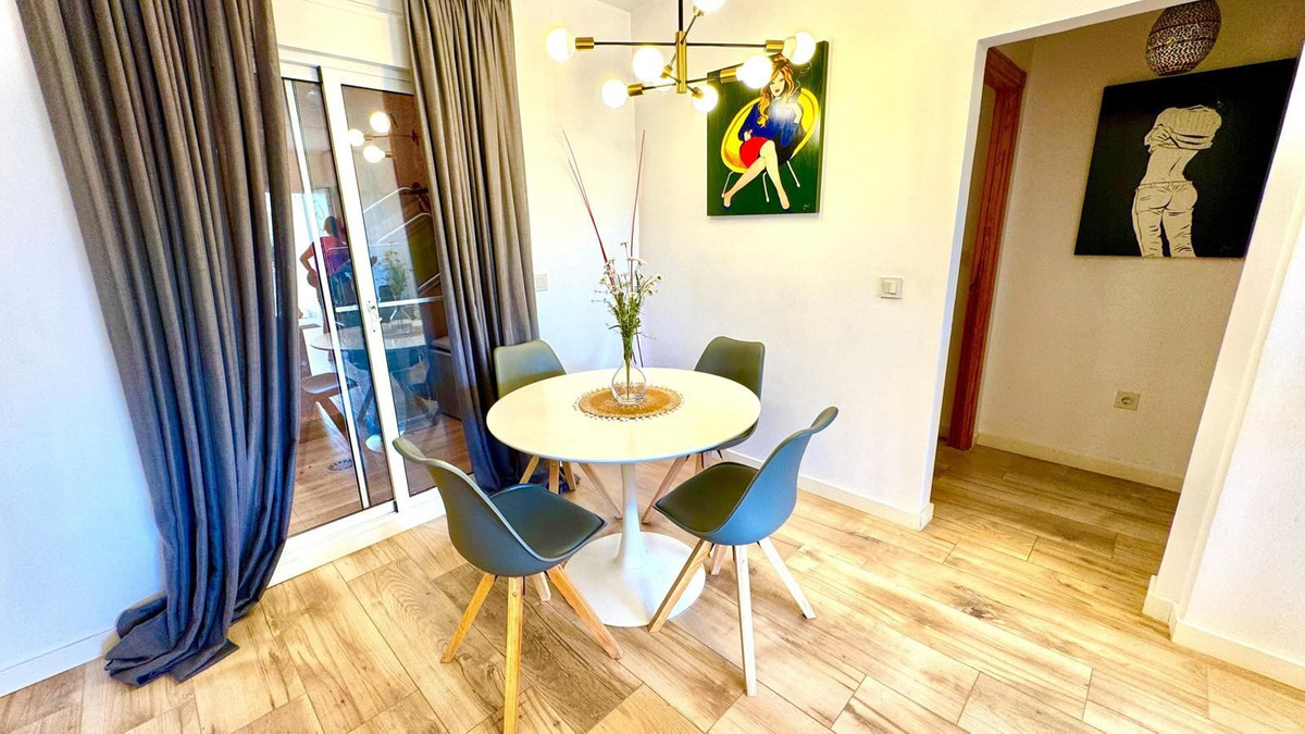 Se vende Apartamento Planta Media de 2 dormitorios en Costa Blanca, Alicante, España