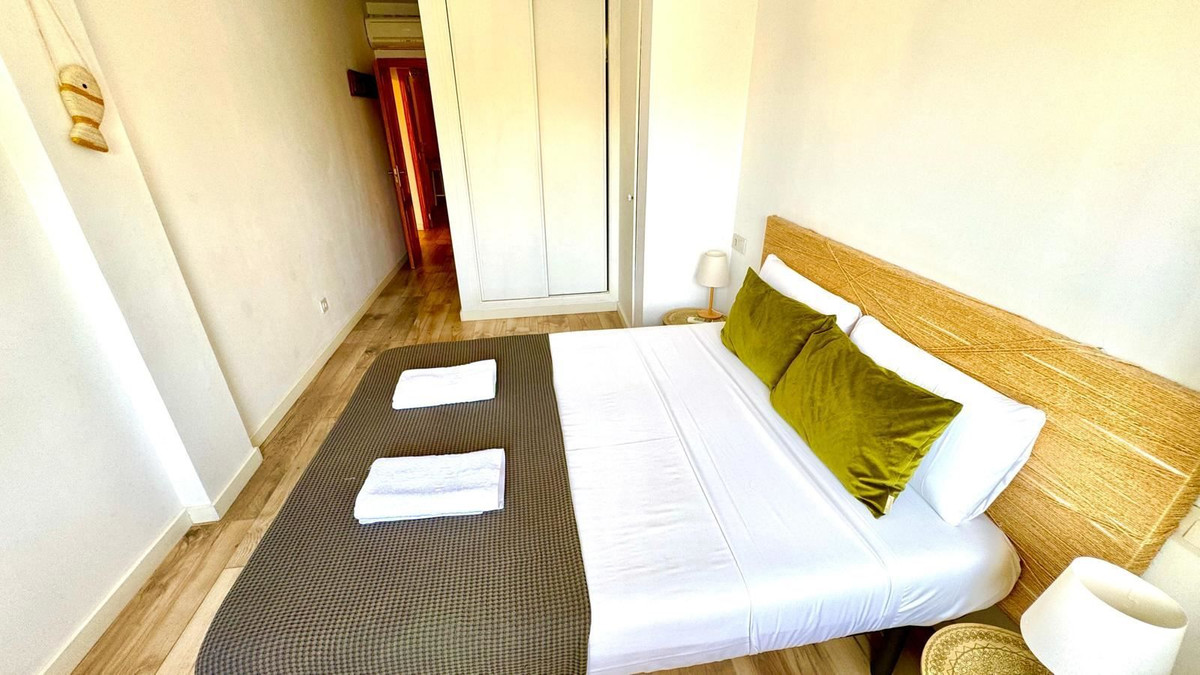 Se vende Apartamento Planta Media de 2 dormitorios en Costa Blanca, Alicante, España