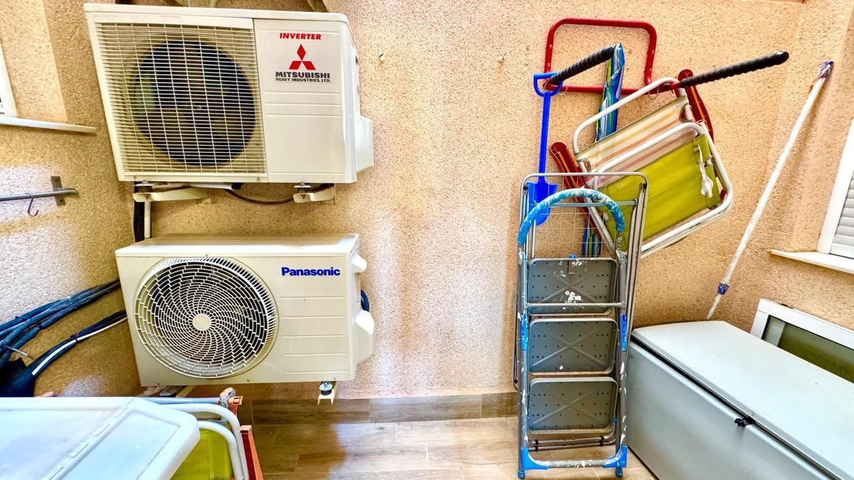 Se vende Apartamento Planta Media de 2 dormitorios en Costa Blanca, Alicante, España