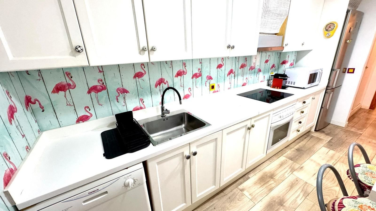 Se vende Apartamento Planta Media de 2 dormitorios en Costa Blanca, Alicante, España