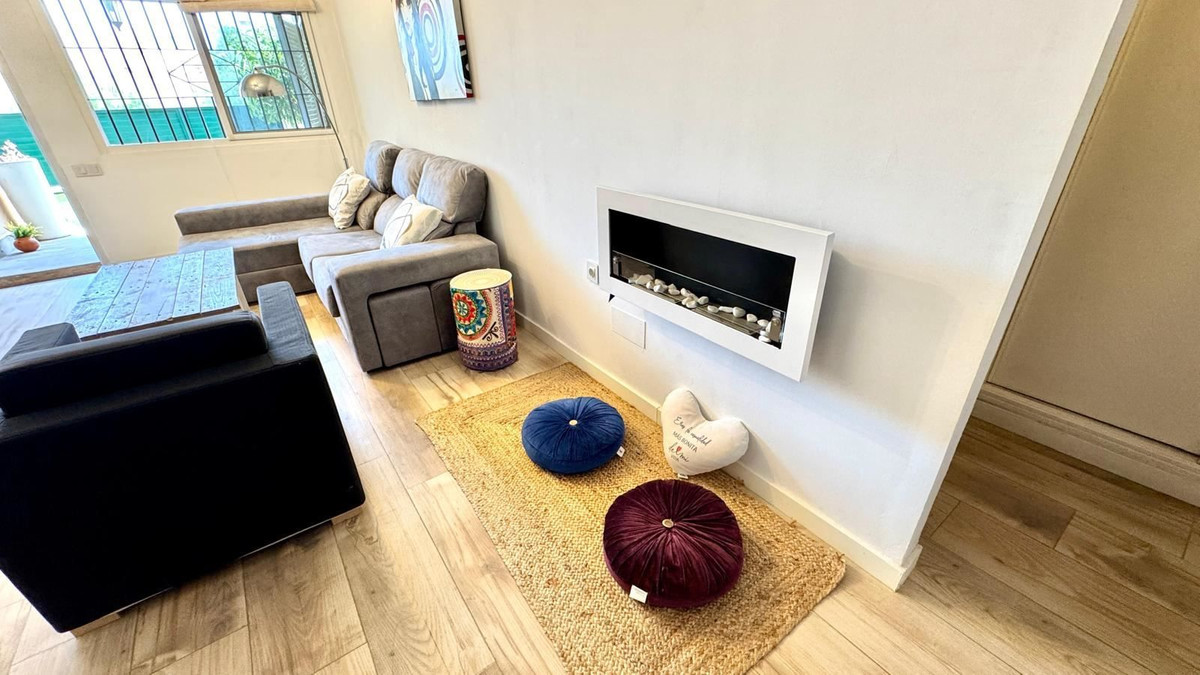 Se vende Apartamento Planta Media de 2 dormitorios en Costa Blanca, Alicante, España