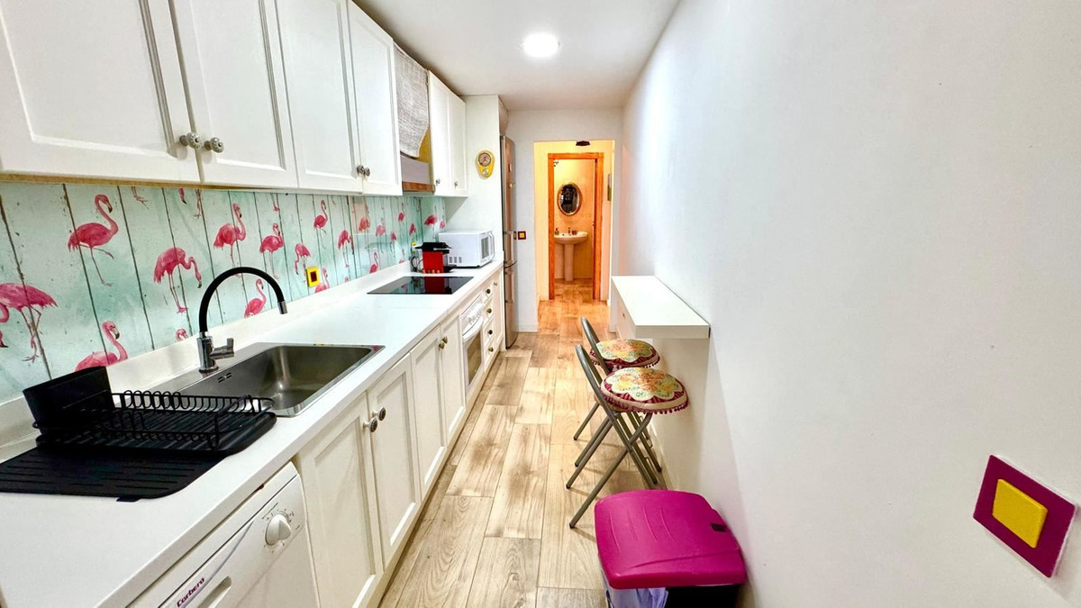 Se vende Apartamento Planta Media de 2 dormitorios en Costa Blanca, Alicante, España