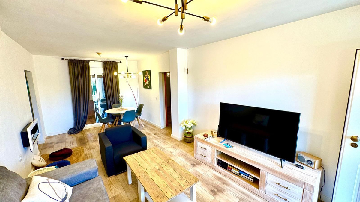 Se vende Apartamento Planta Media de 2 dormitorios en Costa Blanca, Alicante, España