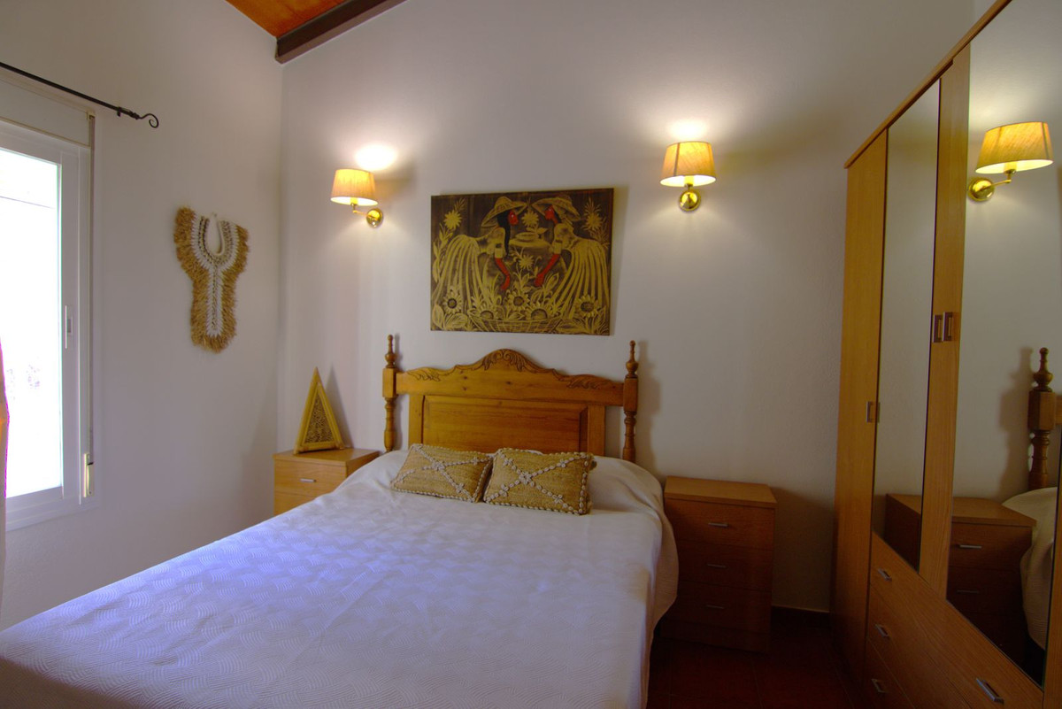 Se vende Villa - Chalet de 3 dormitorios en Costa Del Sol, Málaga, España