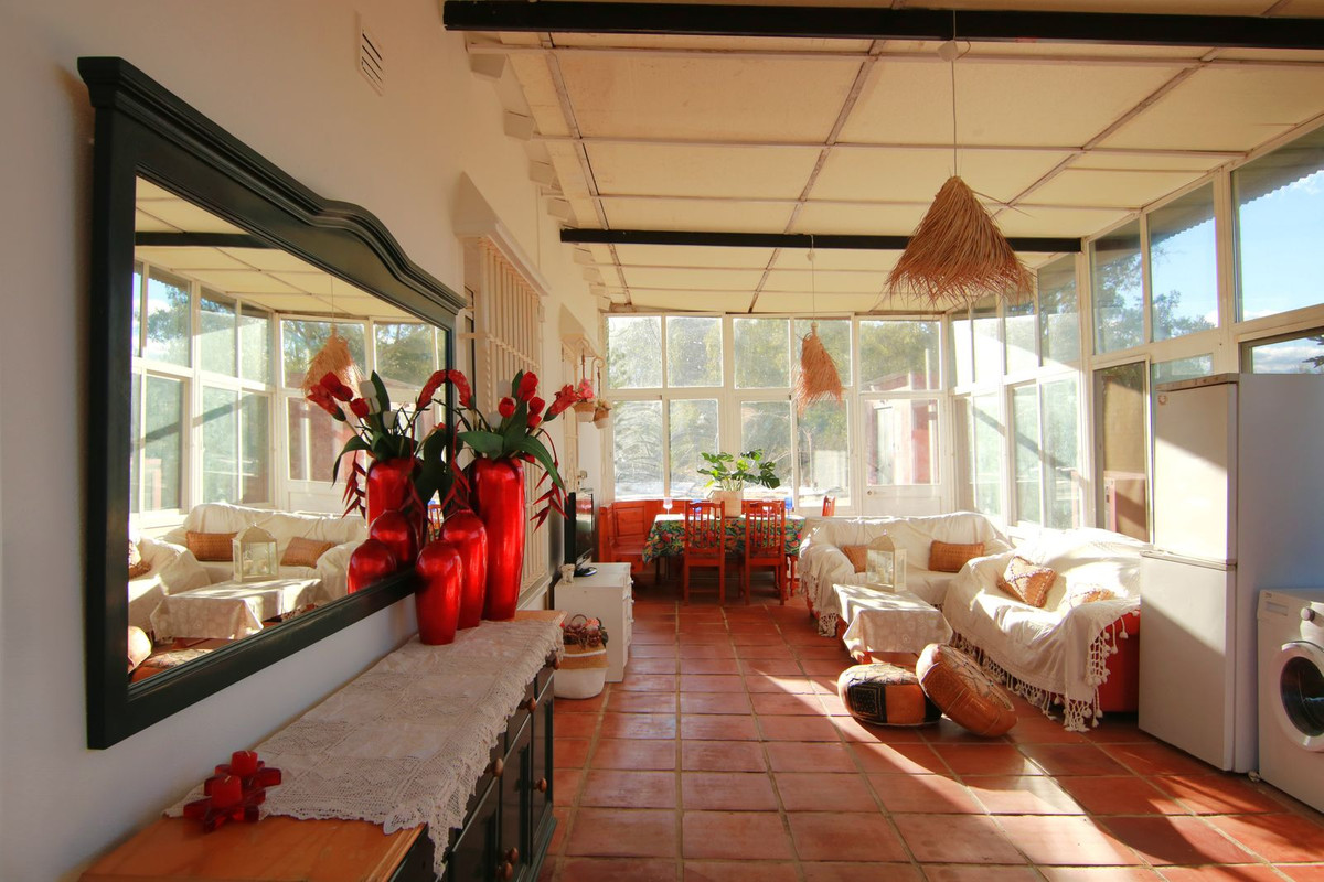 Se vende Villa - Chalet de 3 dormitorios en Costa Del Sol, Málaga, España