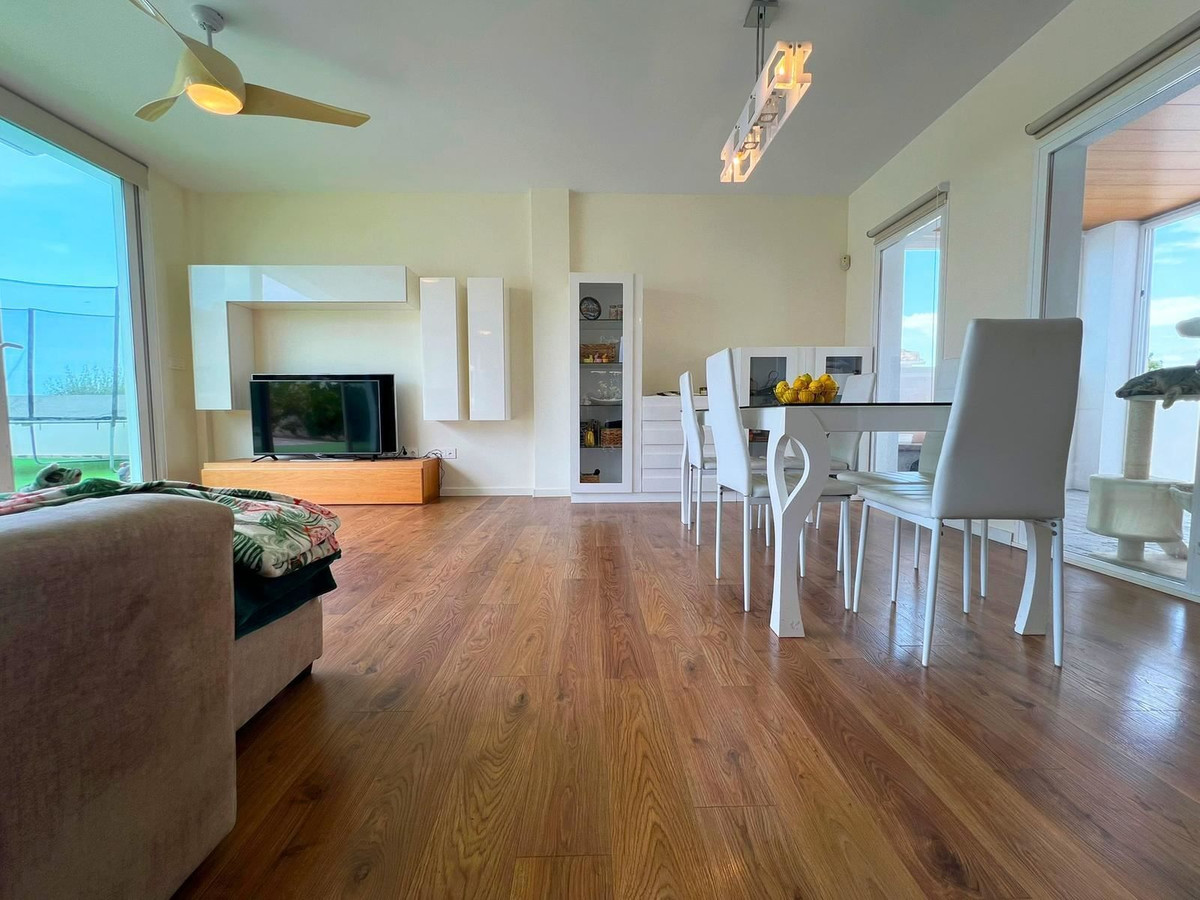 Se vende Villa - Chalet de 5 dormitorios en Costa Blanca, Alicante, España