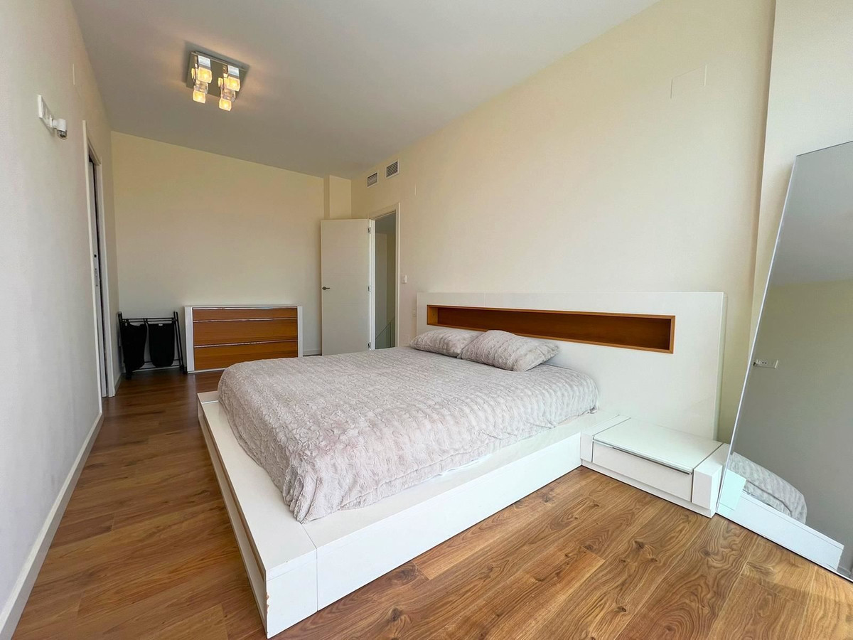 Se vende Villa - Chalet de 5 dormitorios en Costa Blanca, Alicante, España
