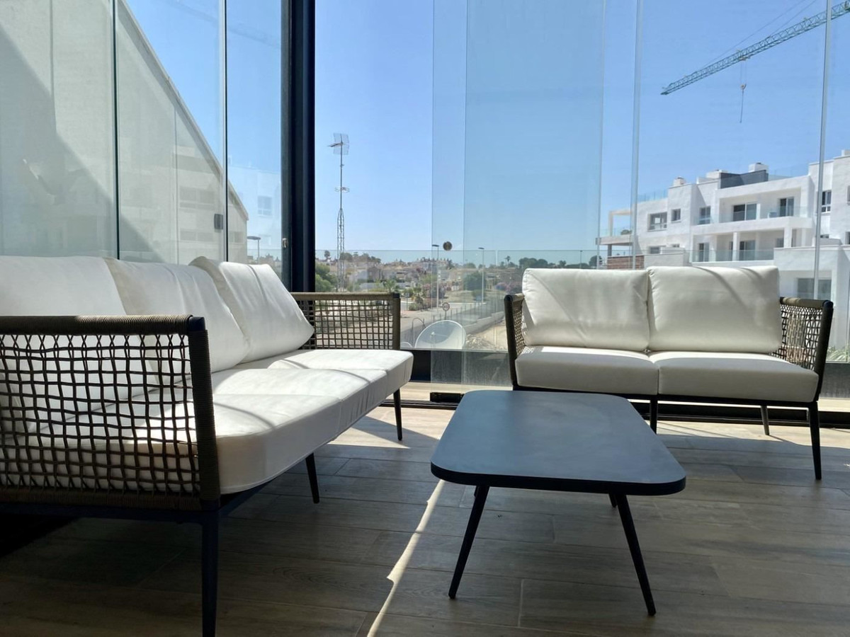 Se vende Apartamento Planta Media de 3 dormitorios en Costa Blanca, Alicante, España