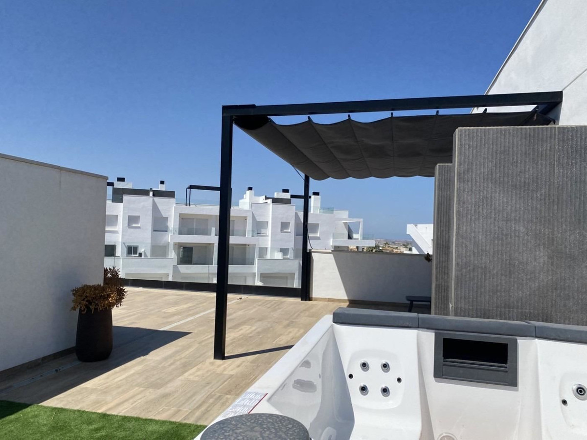 Se vende Apartamento Planta Media de 3 dormitorios en Costa Blanca, Alicante, España
