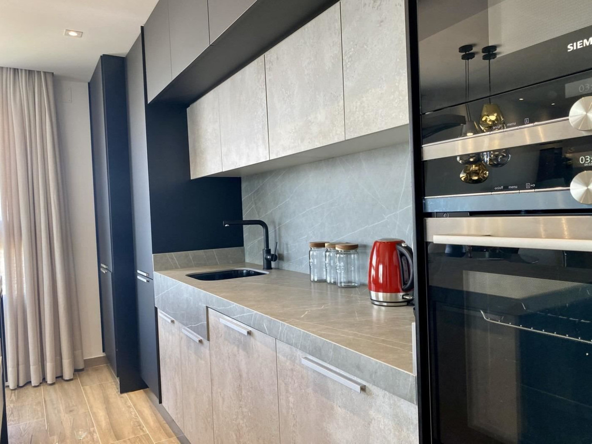 Se vende Apartamento Planta Media de 3 dormitorios en Costa Blanca, Alicante, España