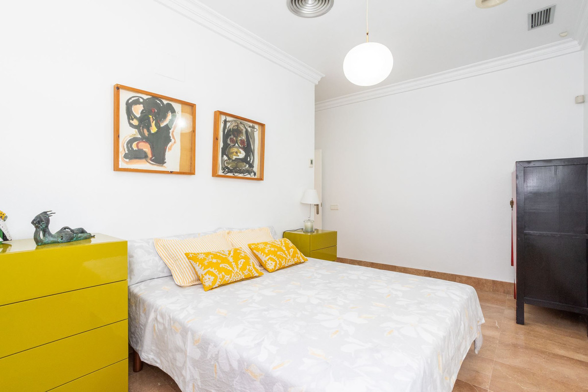 Se vende Villa - Chalet de 4 dormitorios en Costa Blanca, Alicante, España
