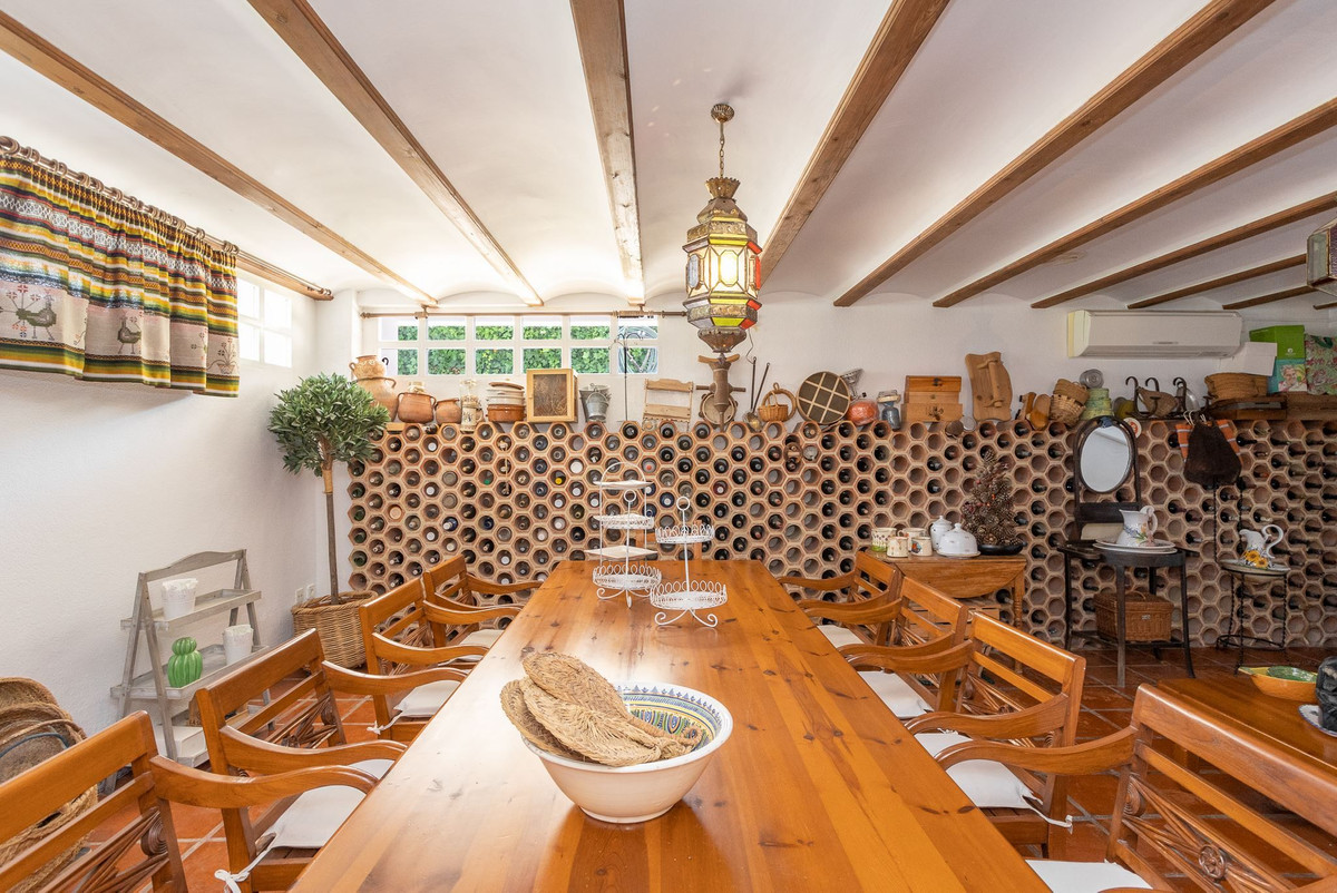 Se vende Villa - Chalet de 4 dormitorios en Costa Blanca, Alicante, España