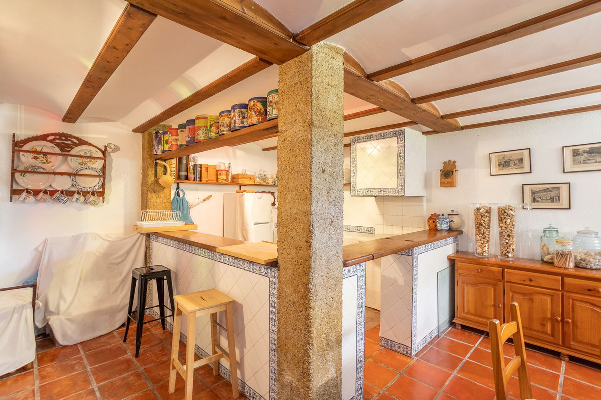 Se vende Villa - Chalet de 4 dormitorios en Costa Blanca, Alicante, España