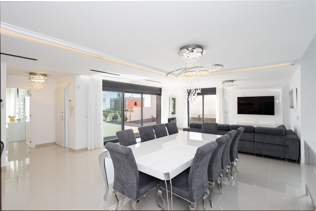 5 Bed Townhouse for sale in San Miguel De Salinas Costa Blanca, Alicante, Spain