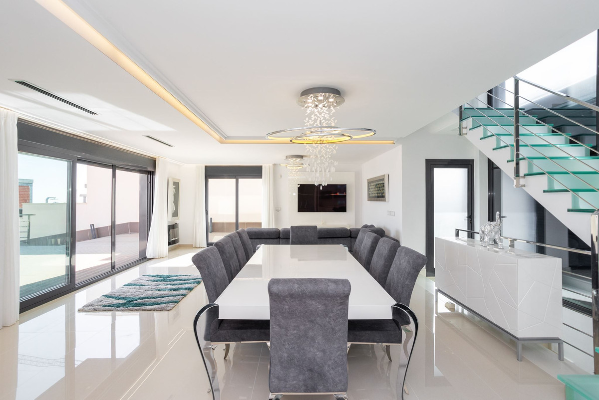 5 Bed Townhouse for sale in San Miguel De Salinas Costa Blanca, Alicante, Spain