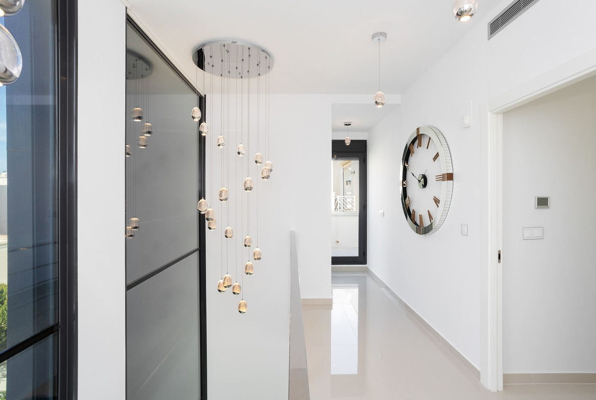 5 Bed Townhouse for sale in San Miguel De Salinas Costa Blanca, Alicante, Spain