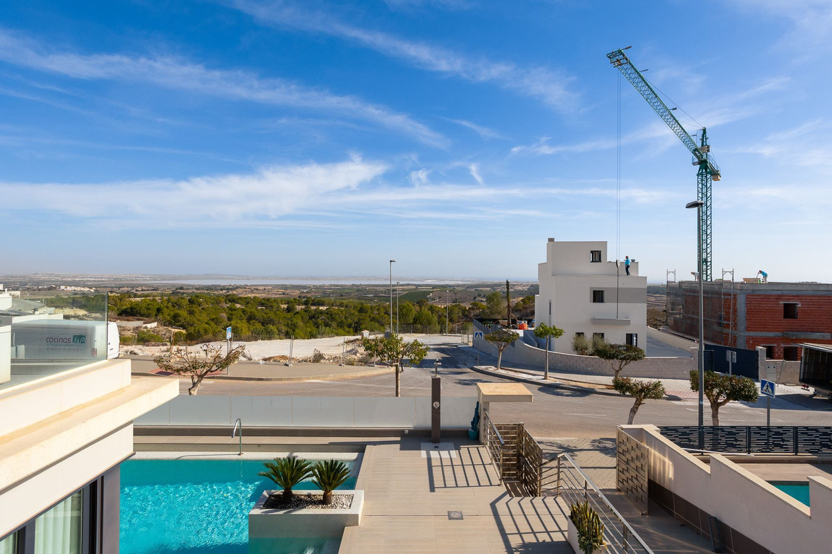 5 Bed Townhouse for sale in San Miguel De Salinas Costa Blanca, Alicante, Spain