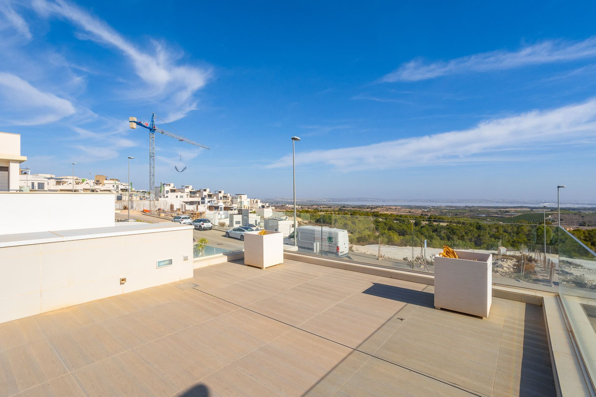 5 Bed Townhouse for sale in San Miguel De Salinas Costa Blanca, Alicante, Spain