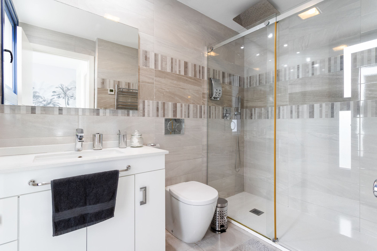 3 Bed Apartment for sale in Punta Prima Costa Blanca, Alicante, Spain