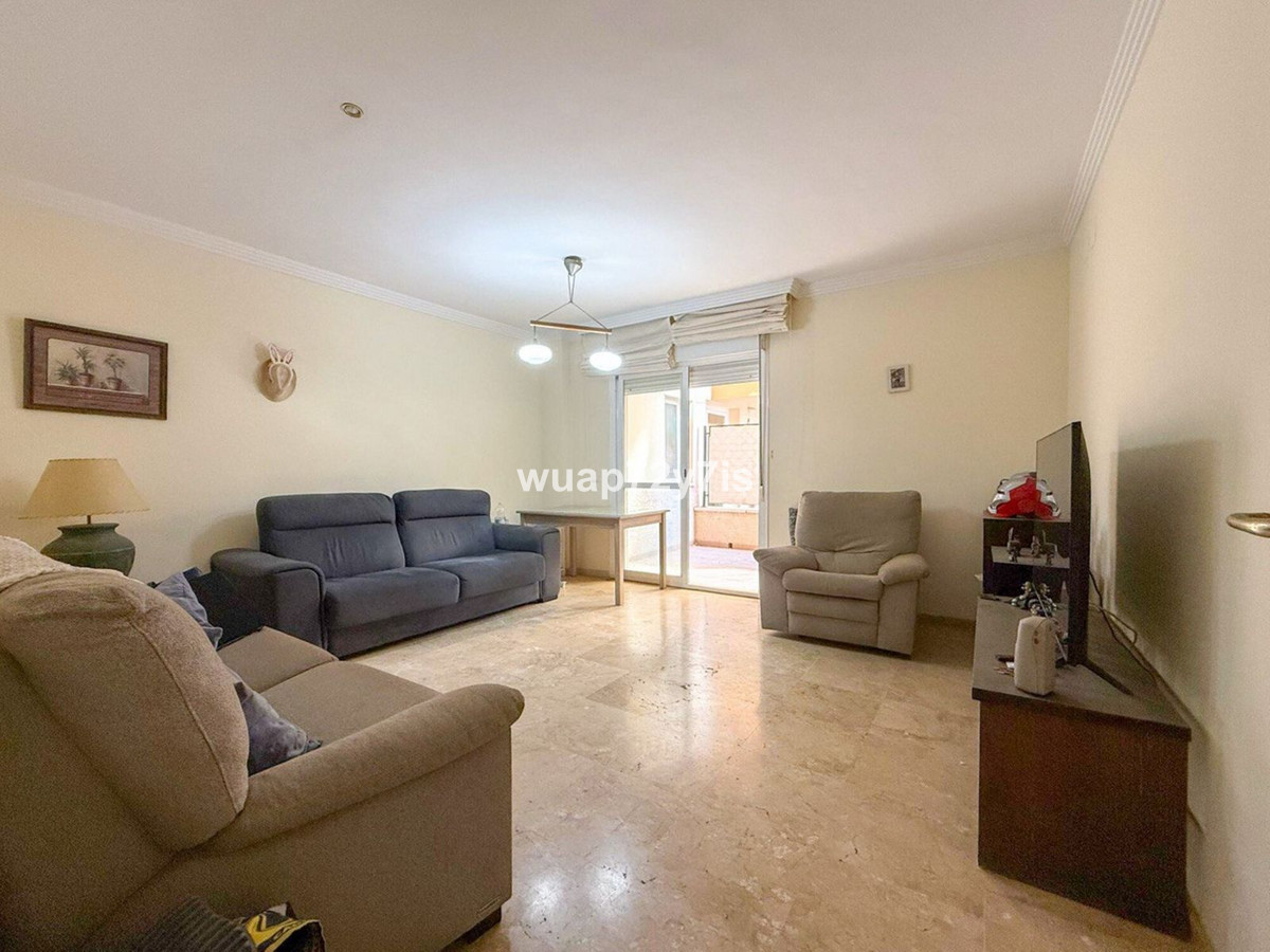 1 Bed Apartment for sale in Estepona Costa Del Sol, Málaga, Spain
