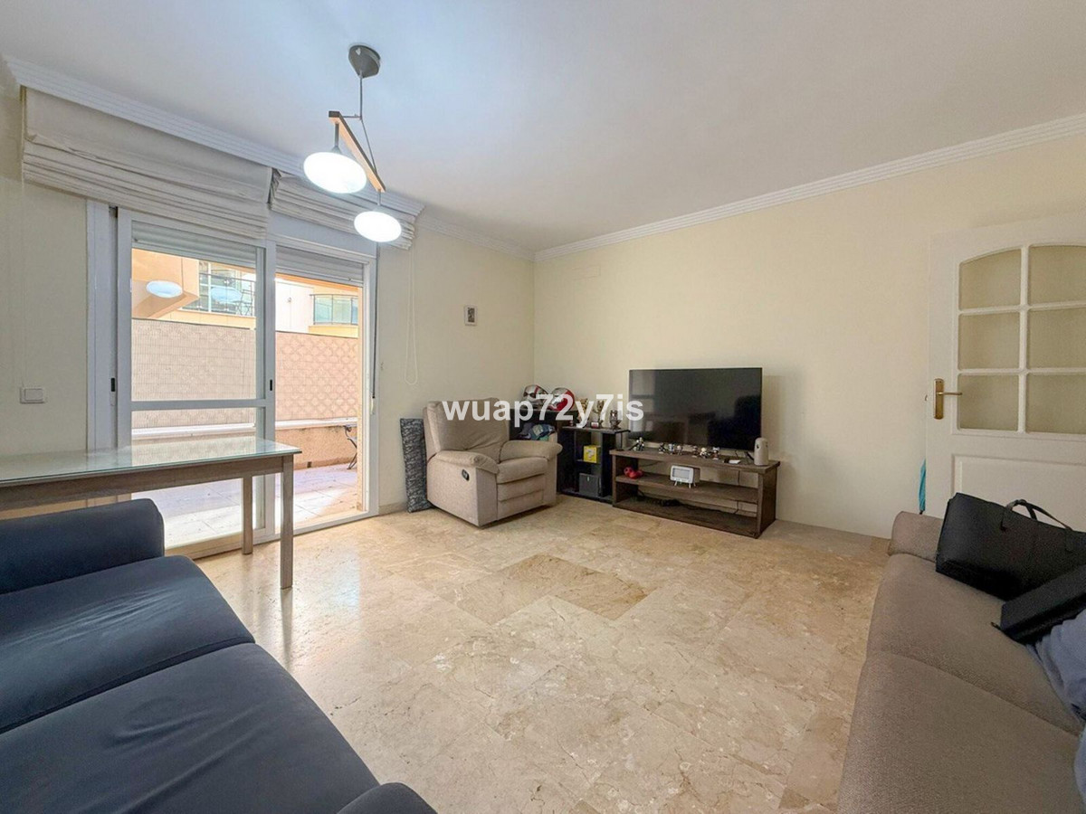 1 Bed Apartment for sale in Estepona Costa Del Sol, Málaga, Spain
