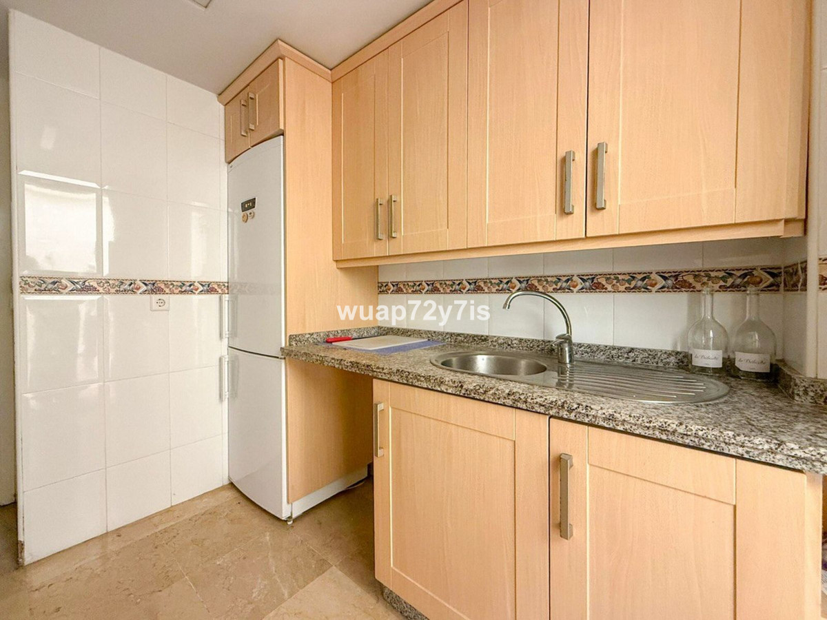 1 Bed Apartment for sale in Estepona Costa Del Sol, Málaga, Spain