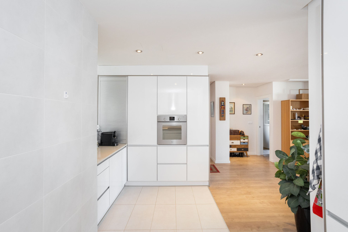 Se vende Apartamento Planta Media de 4 dormitorios en Costa Blanca, Alicante, España