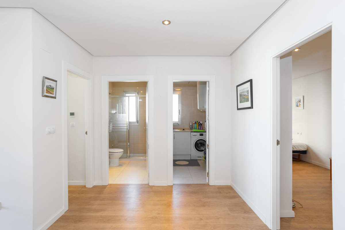 Se vende Apartamento Planta Media de 4 dormitorios en Costa Blanca, Alicante, España