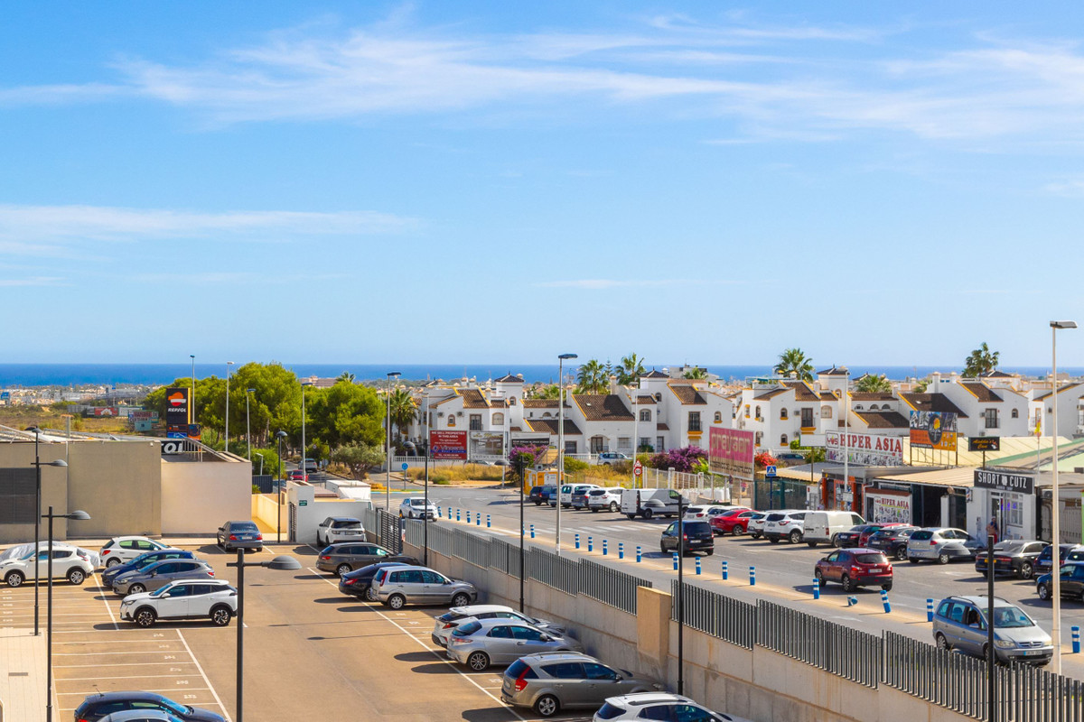 Se vende Apartamento Planta Media de 4 dormitorios en Costa Blanca, Alicante, España