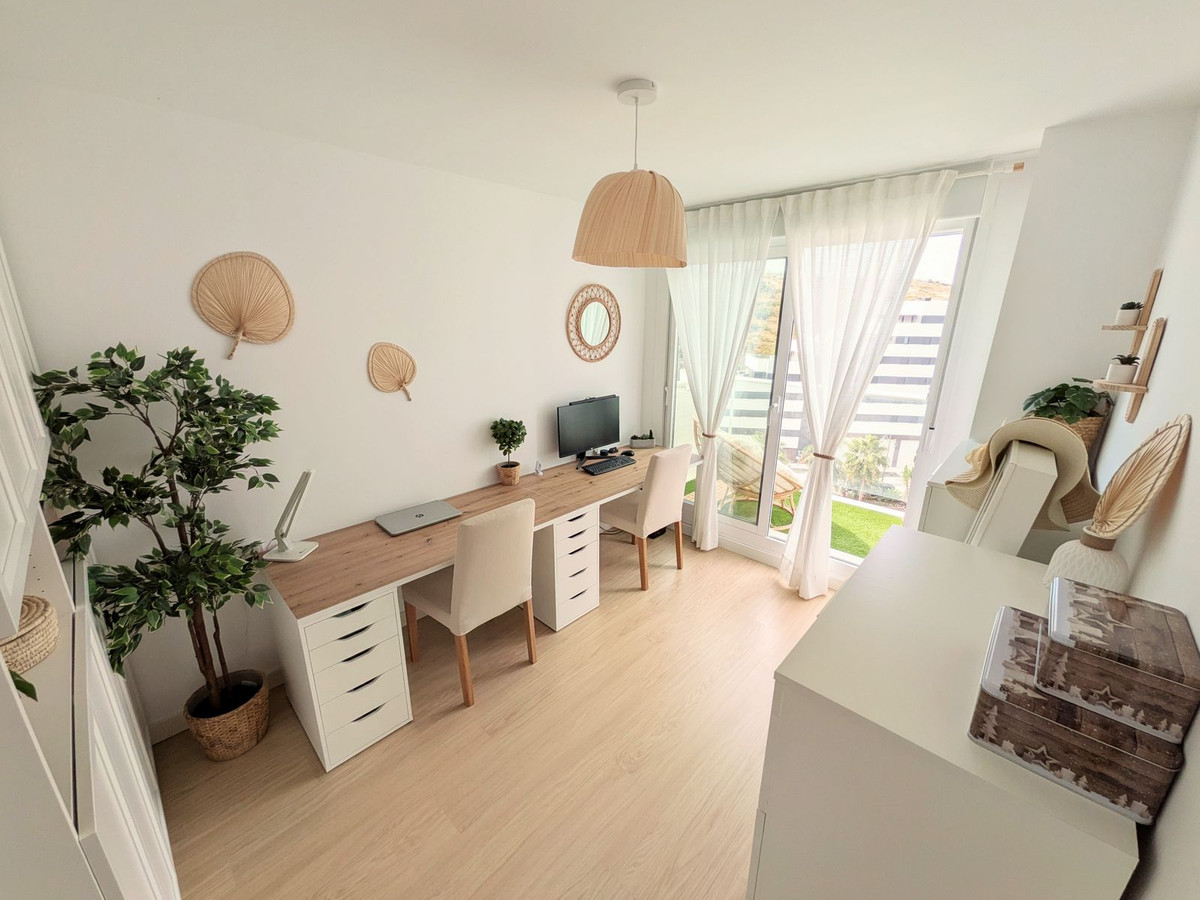 3 Bed Apartment for sale in Estepona Costa Del Sol, Málaga, Spain
