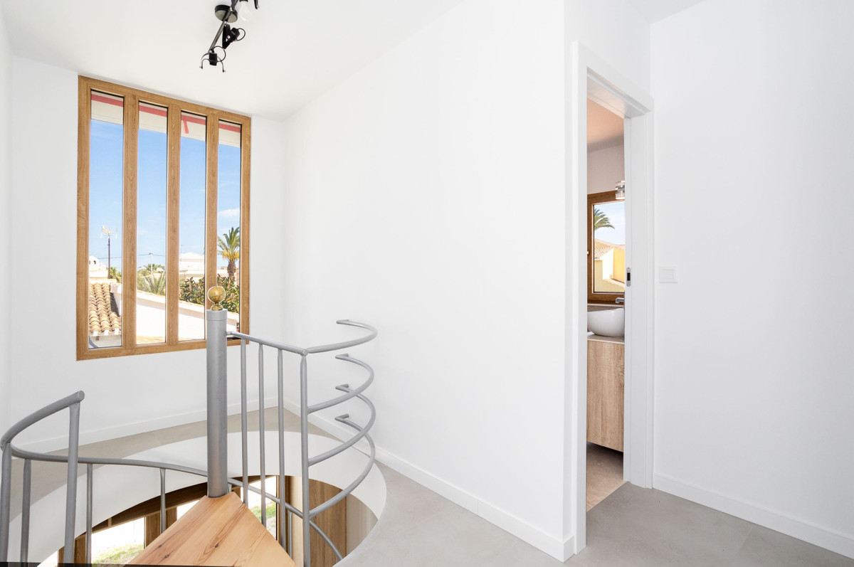 3 Bed Townhouse for sale in Cabo Roig Costa Blanca, Alicante, Spain