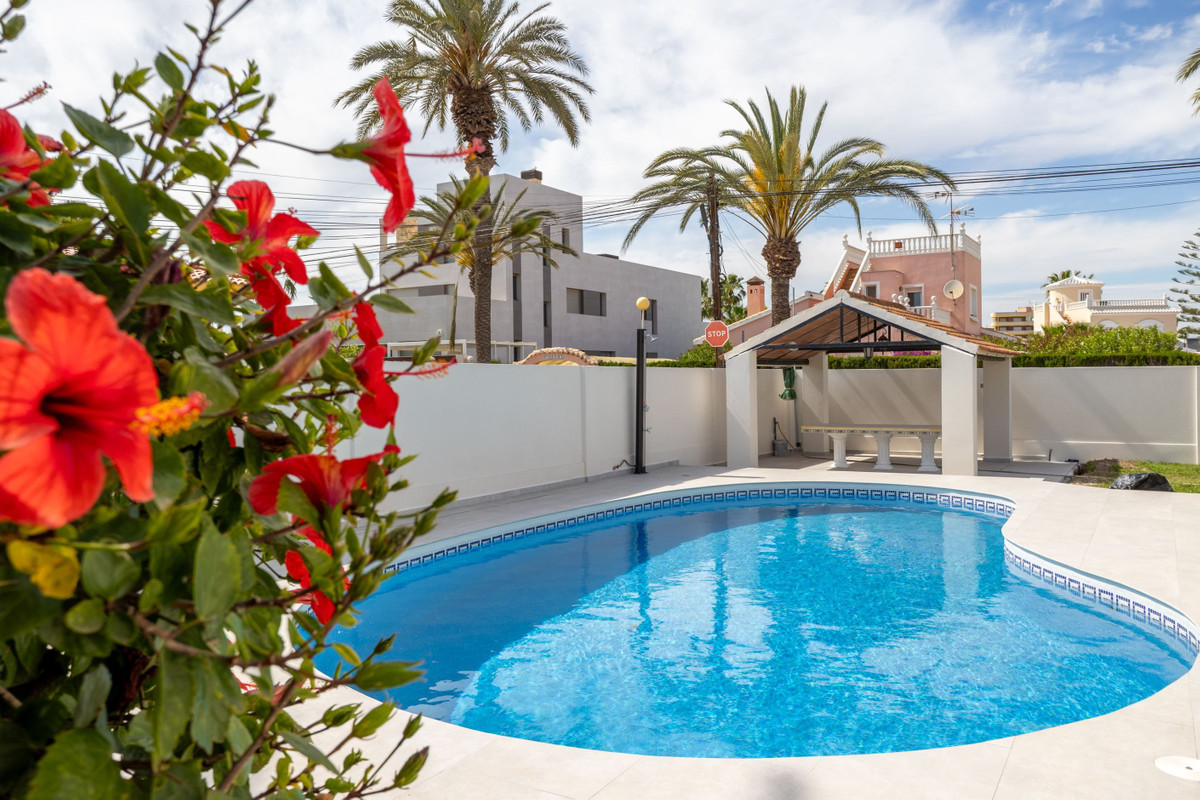 3 Bed Townhouse for sale in Cabo Roig Costa Blanca, Alicante, Spain