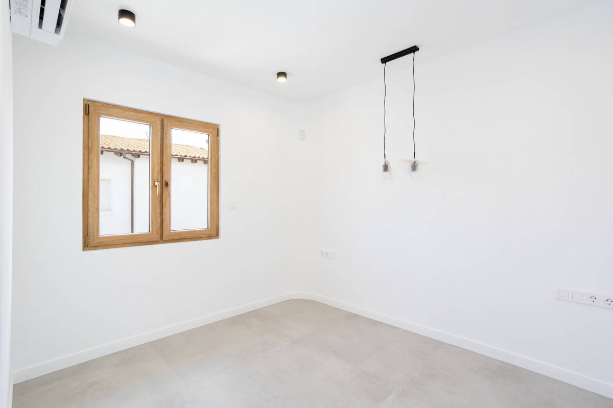 3 Bed Townhouse for sale in Cabo Roig Costa Blanca, Alicante, Spain