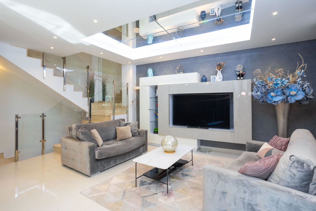 Se vende Villa - Chalet de 3 dormitorios en Costa Blanca, Alicante, España