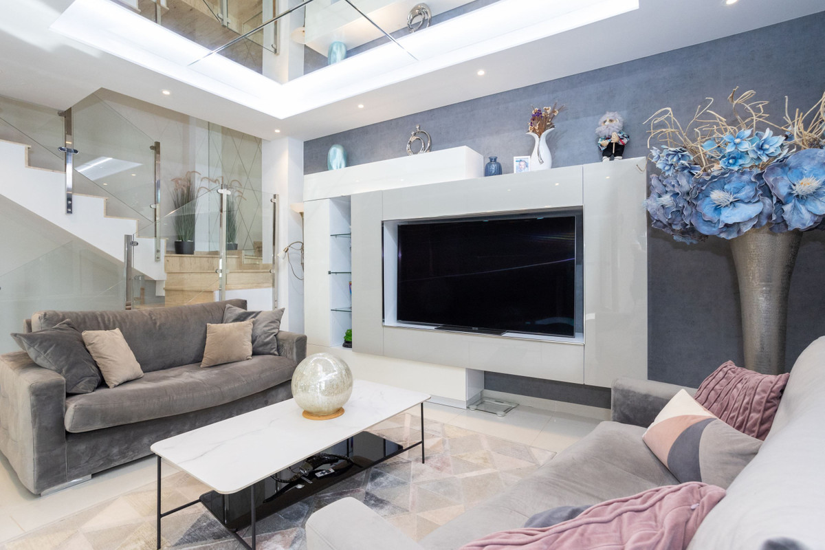 Se vende Villa - Chalet de 3 dormitorios en Costa Blanca, Alicante, España