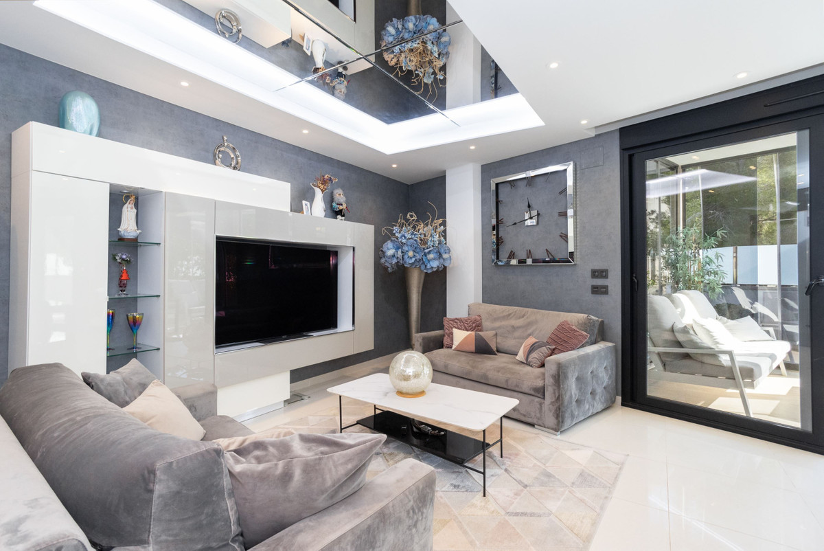 Se vende Villa - Chalet de 3 dormitorios en Costa Blanca, Alicante, España