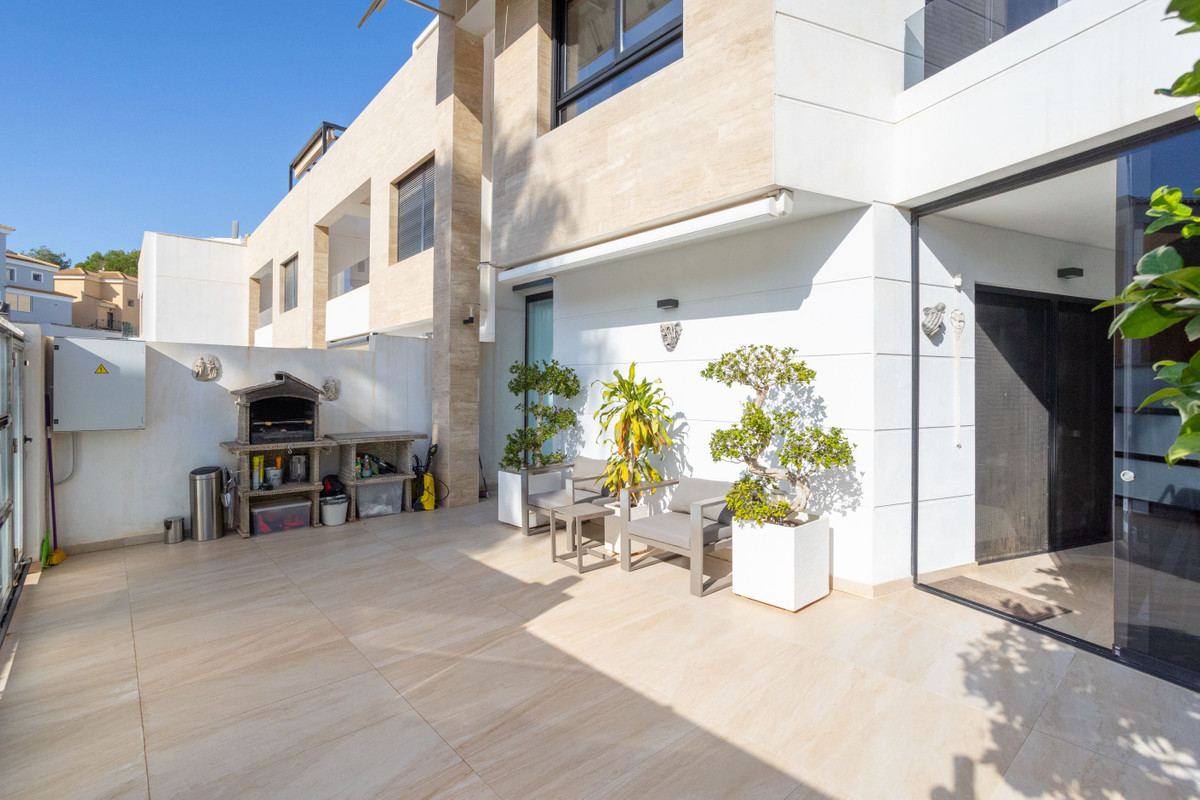 Se vende Villa - Chalet de 3 dormitorios en Costa Blanca, Alicante, España