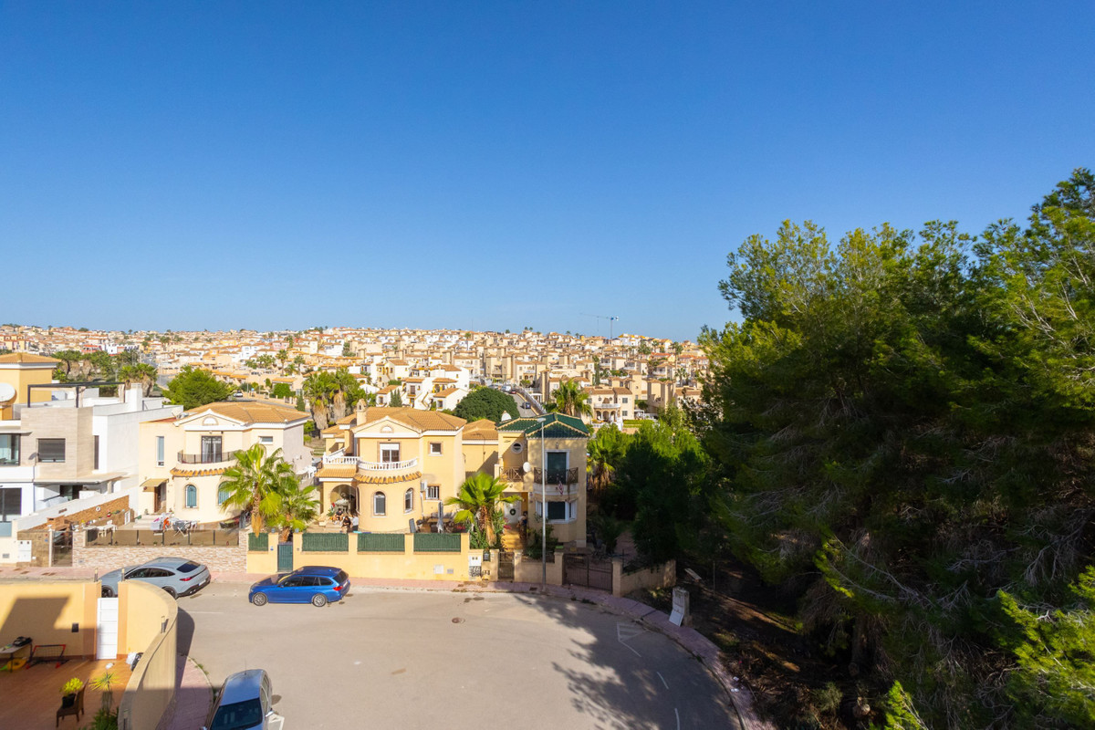 Se vende Villa - Chalet de 3 dormitorios en Costa Blanca, Alicante, España