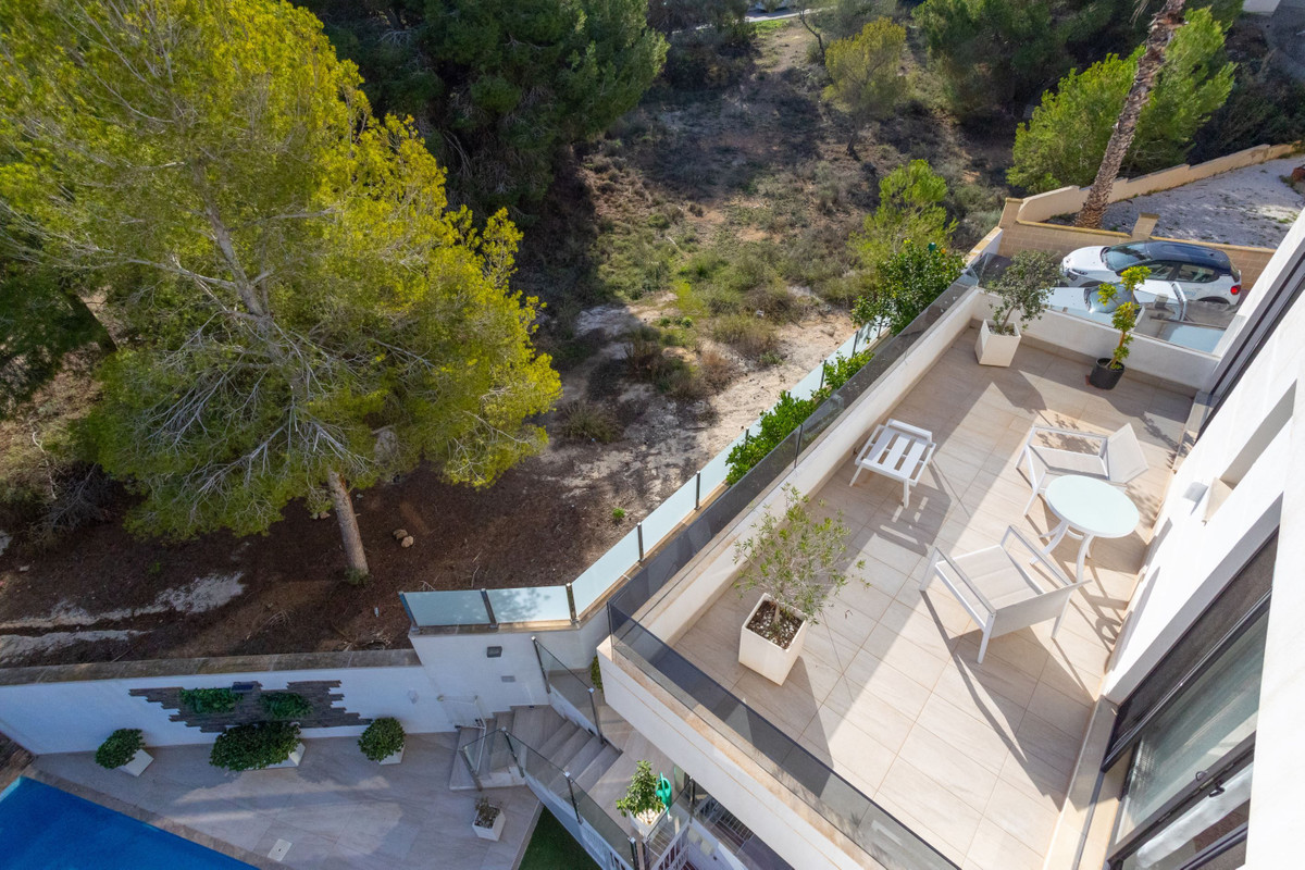 Se vende Villa - Chalet de 3 dormitorios en Costa Blanca, Alicante, España