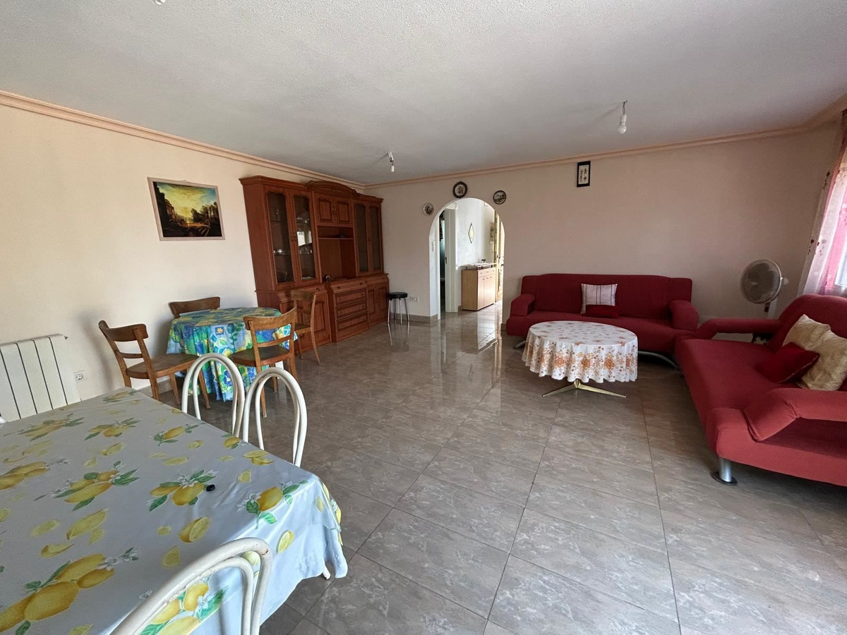 Se vende Villa - Chalet de 6 dormitorios en Costa Blanca, Alicante, España