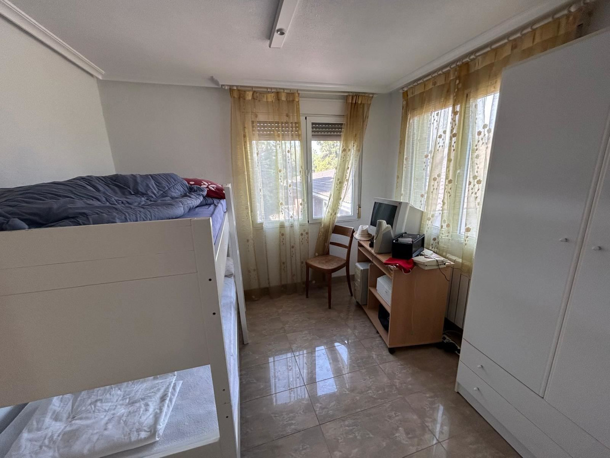 Se vende Villa - Chalet de 6 dormitorios en Costa Blanca, Alicante, España