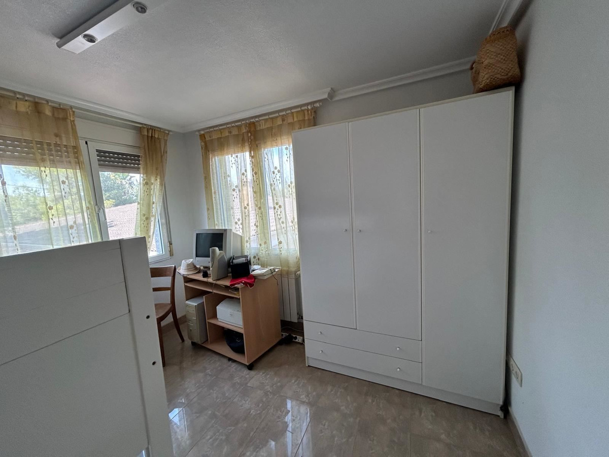 Se vende Villa - Chalet de 6 dormitorios en Costa Blanca, Alicante, España