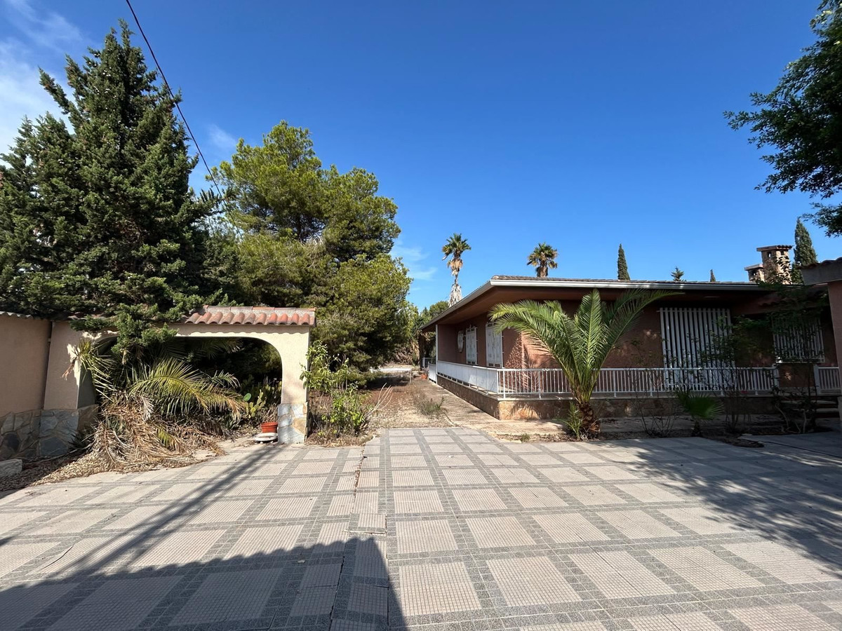 Se vende Villa - Chalet de 6 dormitorios en Costa Blanca, Alicante, España